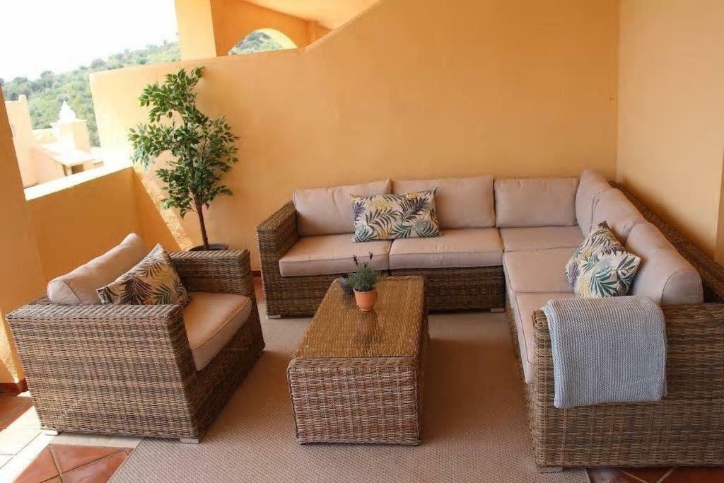 Ref 12 Luxury Aparment With Views * Marbellac